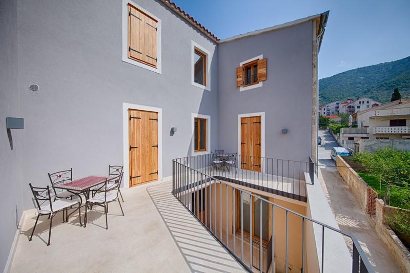 Apartments Villa Glorija Komiža Zewnętrze zdjęcie
